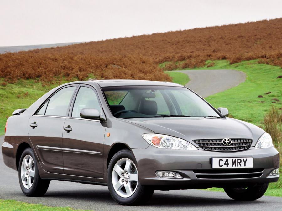Toyota Camry (UK) '2002
